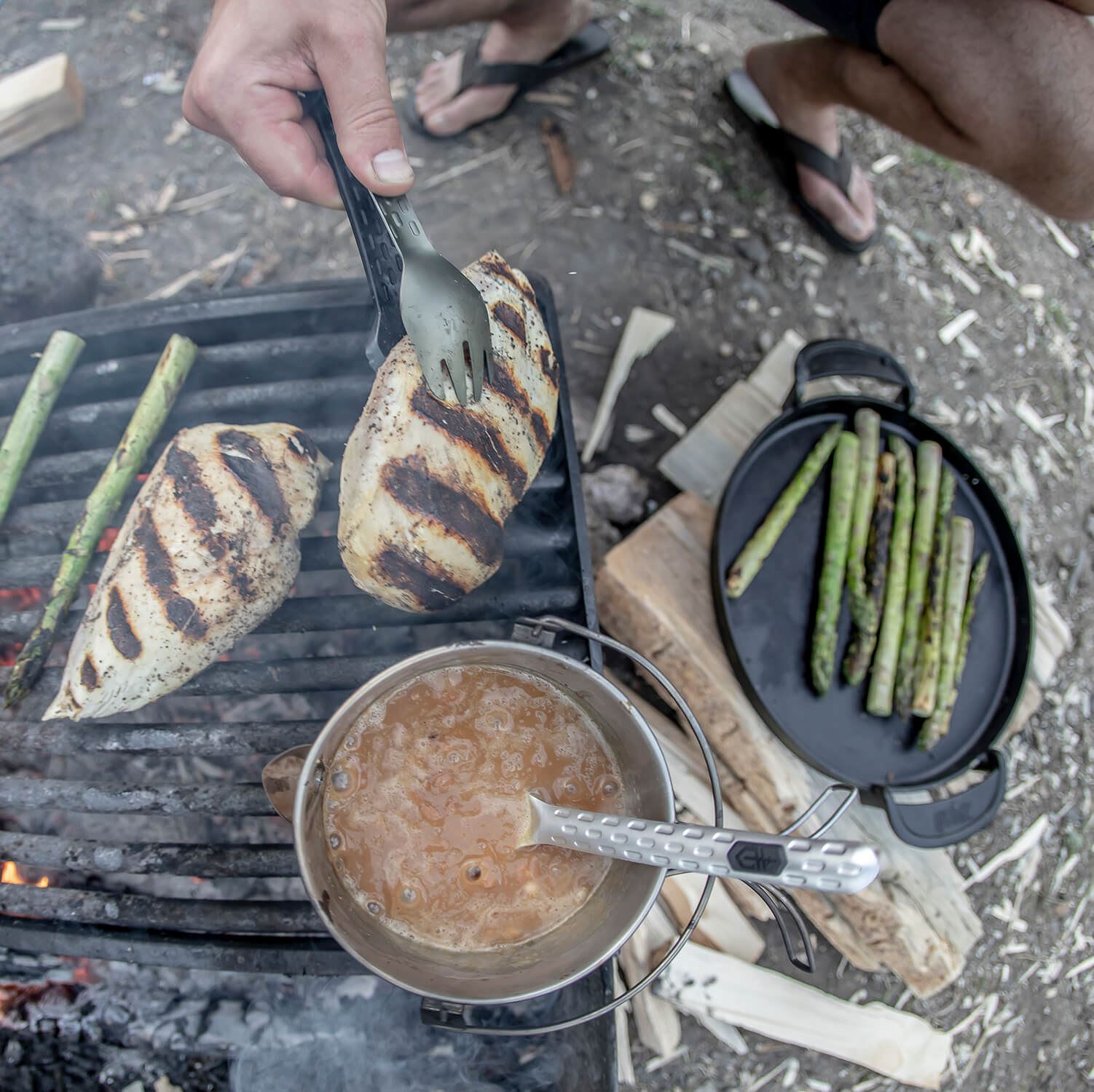 gerber-around-camp-kit-kit-de-acampada-con-tri-tip-armbar-cork-y-compleat-multi- image 3