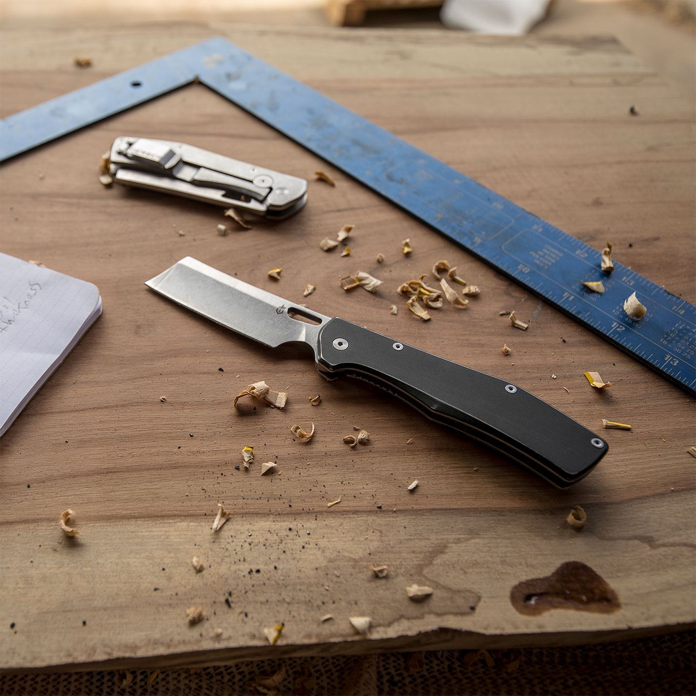 gerber-flatiron-grey-cuchillo-plegable-tipo-hacha-con-hoja-de-3-6-pulgadas-y-man image 3