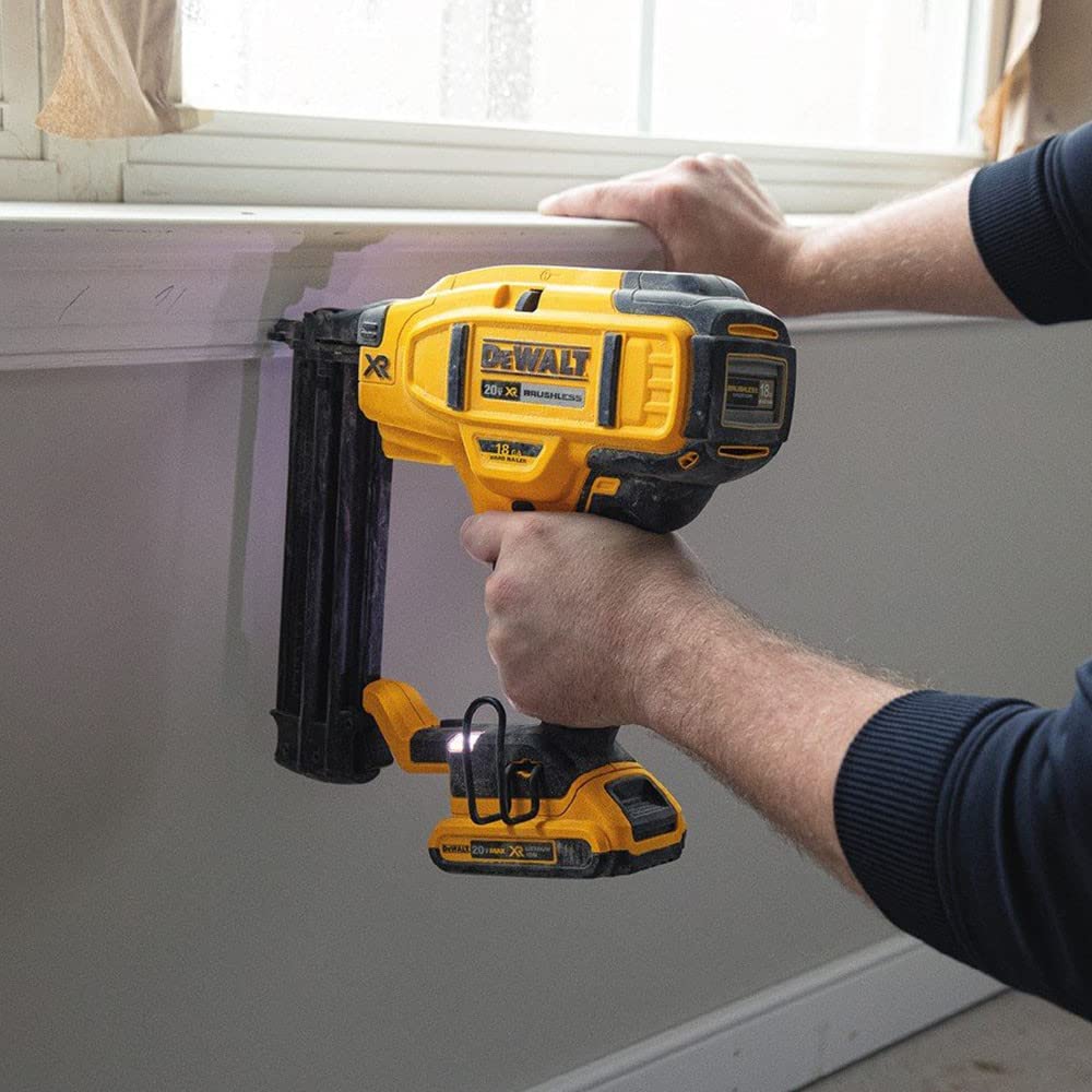 dewalt-dcn680n-xr-clavadora-de-acabado-sin-escobillas-18v-solo-cuerpo-compacta-y image 7