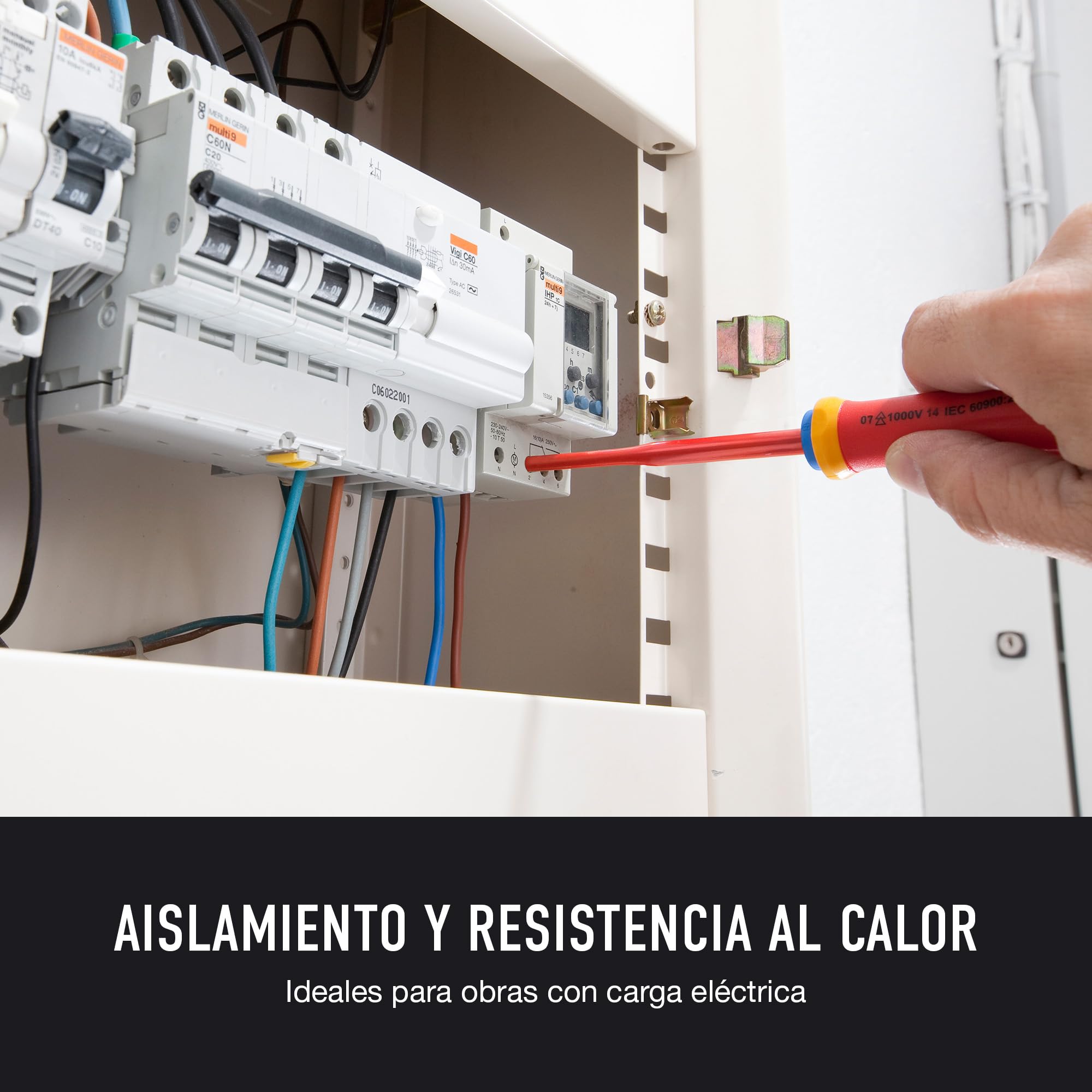 facom-at5ve-pb-juego-de-5-destornilladores-aislados-1000v-protwist-3-ranura-2-po image 6