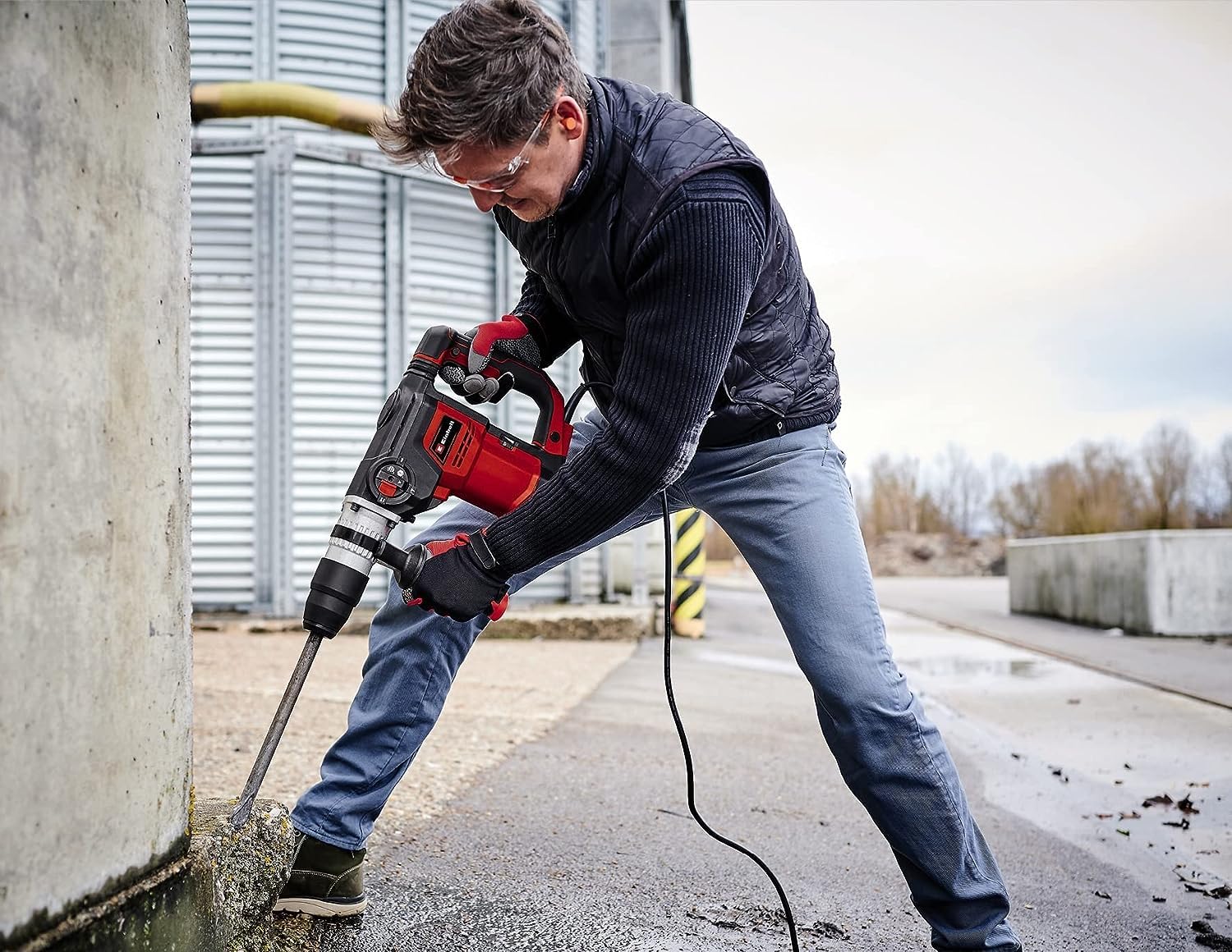 einhell-te-rh-40-3f-martillo-perforador-1050w-10j-sds-max-con-cinceles-y-malet-n image 2