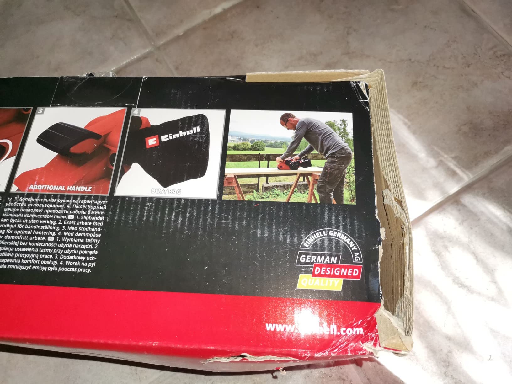 Buena lijadora, pero le falta bolsa de aspiración