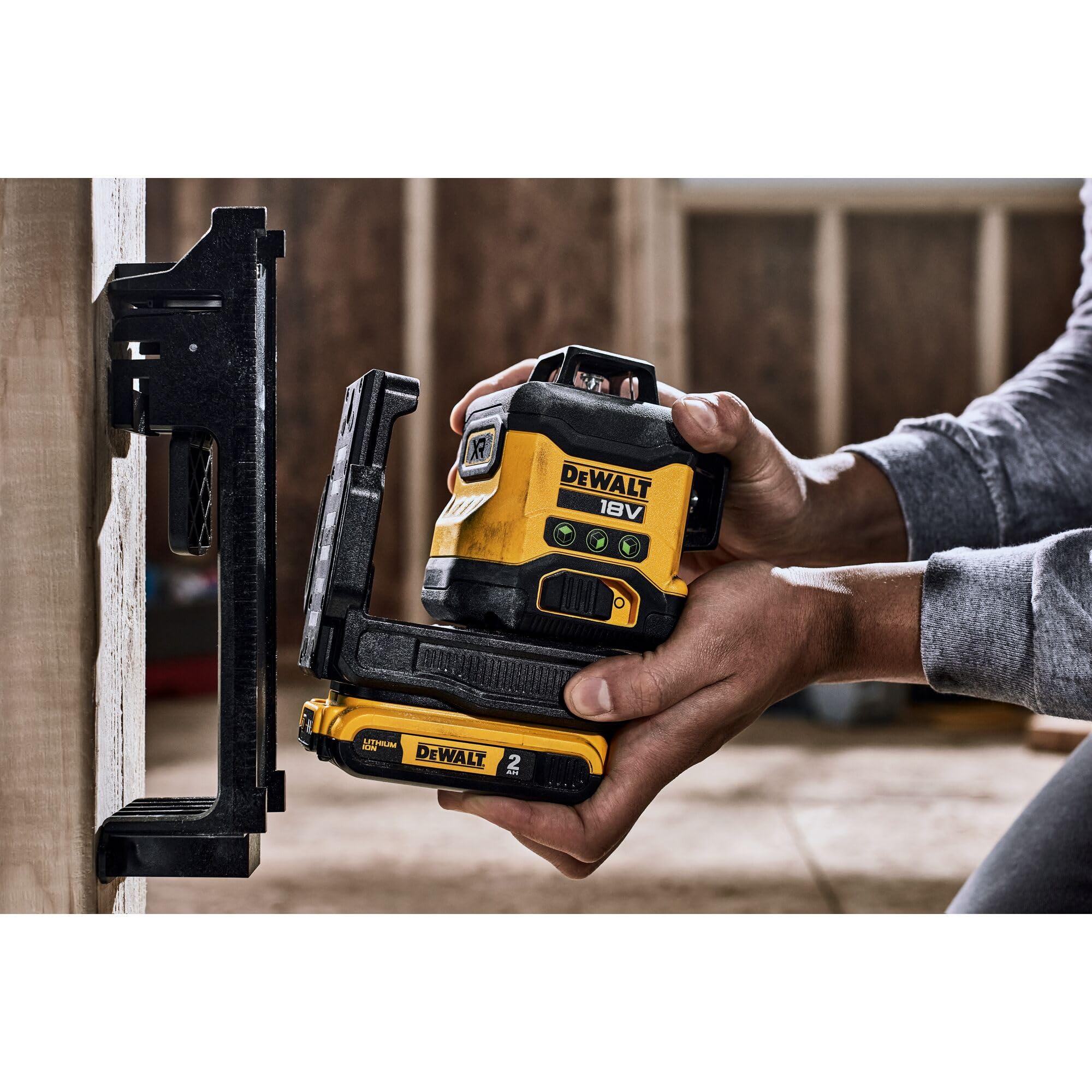 nivel-l-ser-autonivelante-verde-dewalt-dcle34031d1-qw-de-3-l-neas-360-con-bater- image 6
