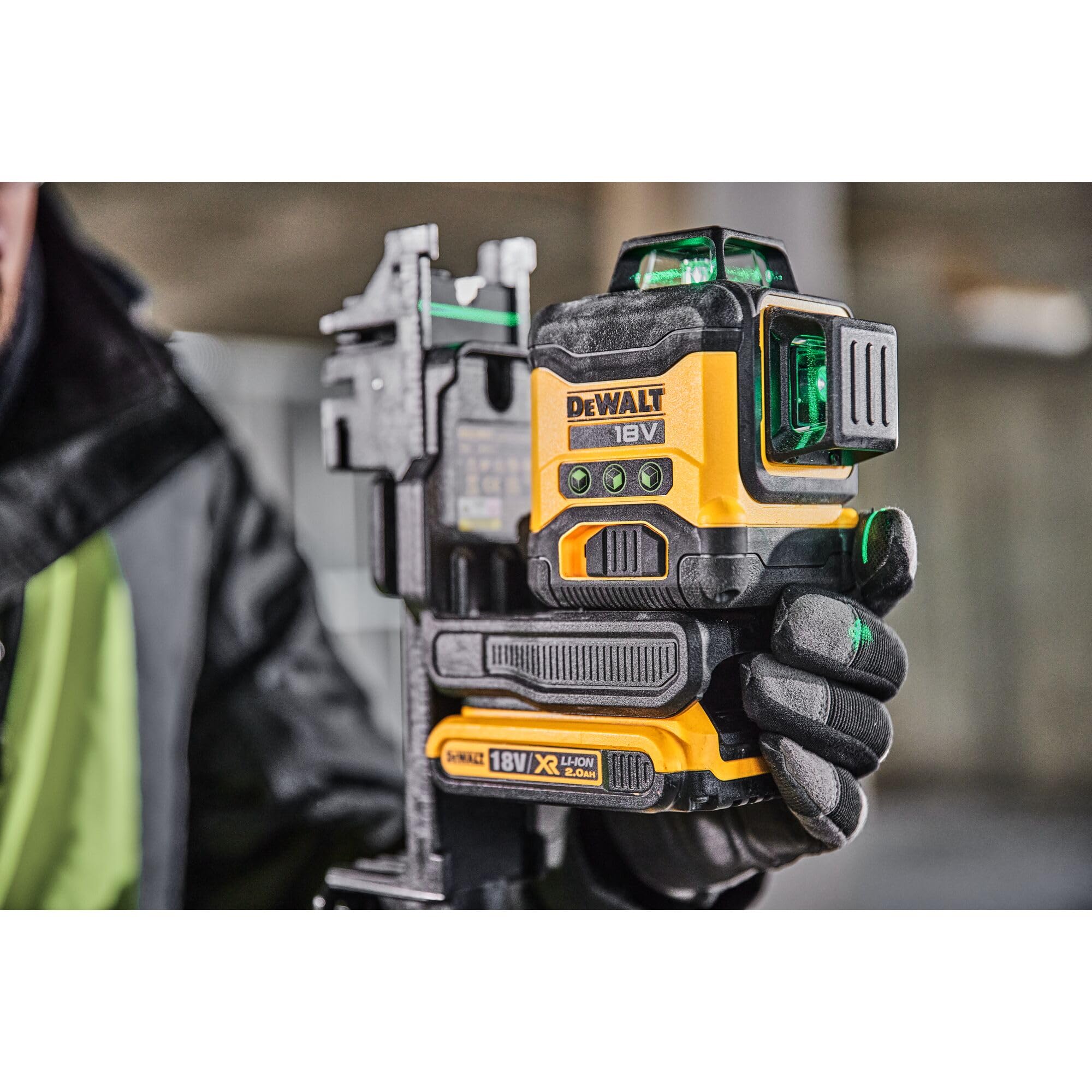 nivel-l-ser-autonivelante-verde-dewalt-dcle34031d1-qw-de-3-l-neas-360-con-bater- image 7