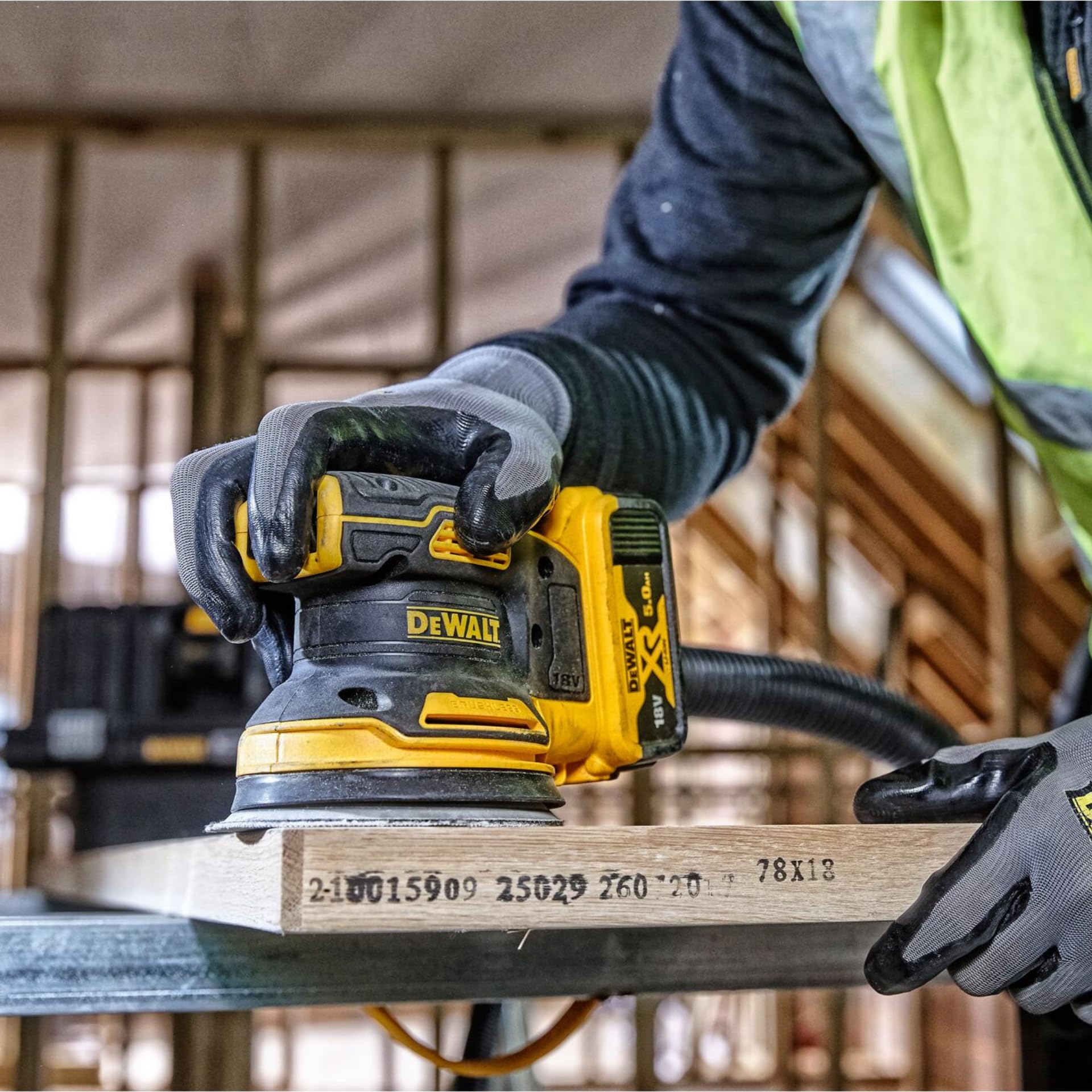 dewalt-lijadora-rotorbital-sin-escobillas-18v-xr-125-mm-dcw210nt-xj-con-malet-n- image 5