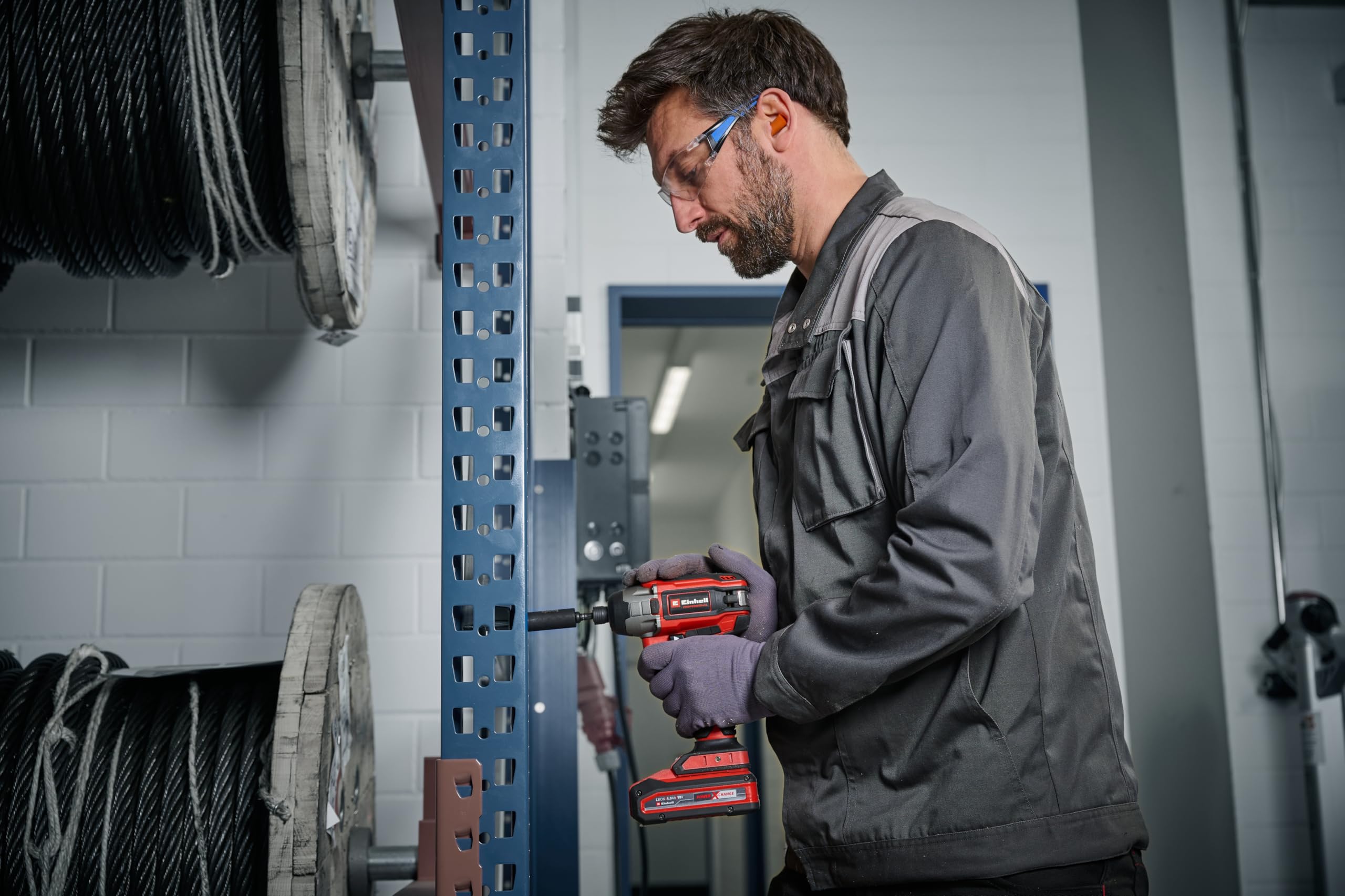 einhell-professional-atornillador-de-impacto-con-bater-a-tp-ci-18-220-li-bl-solo image 4