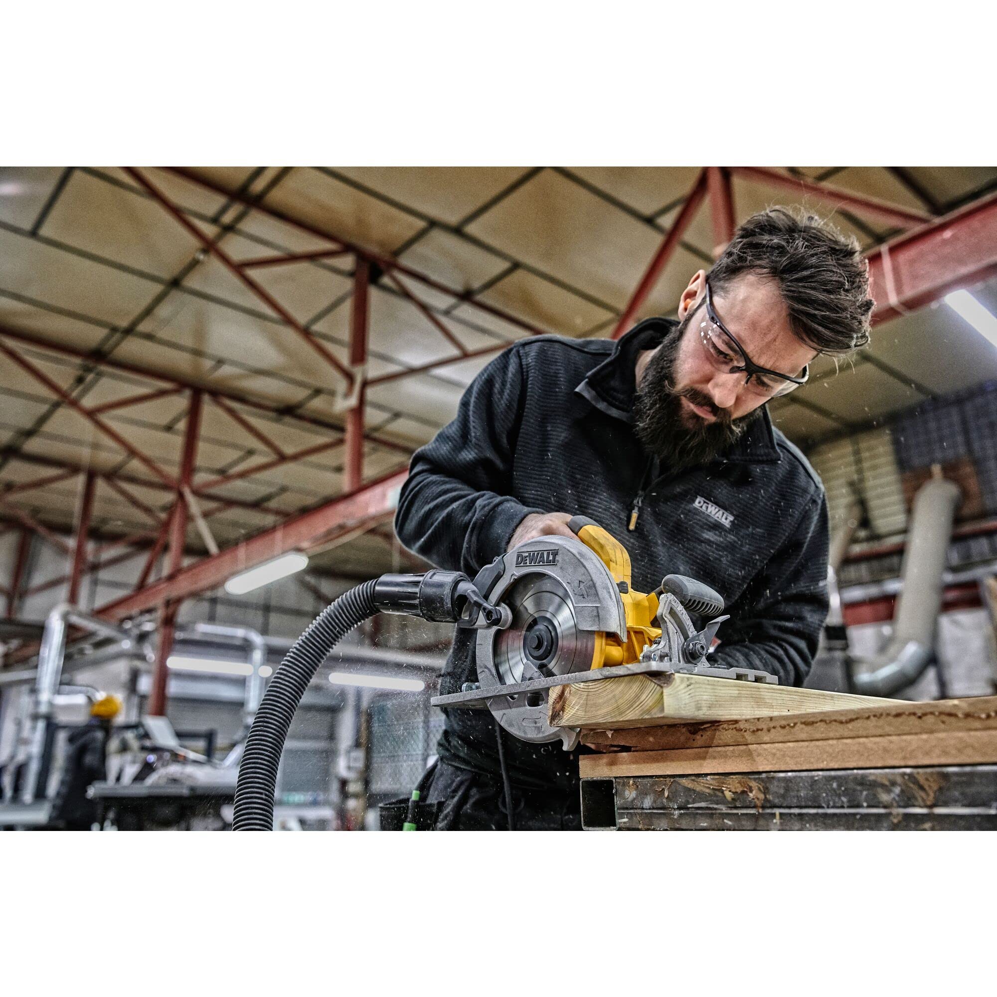 dewalt-dwe576k-qs-sierra-circular-1600w-disco-190mm-corte-90-y-45-profundidad-61 image 5