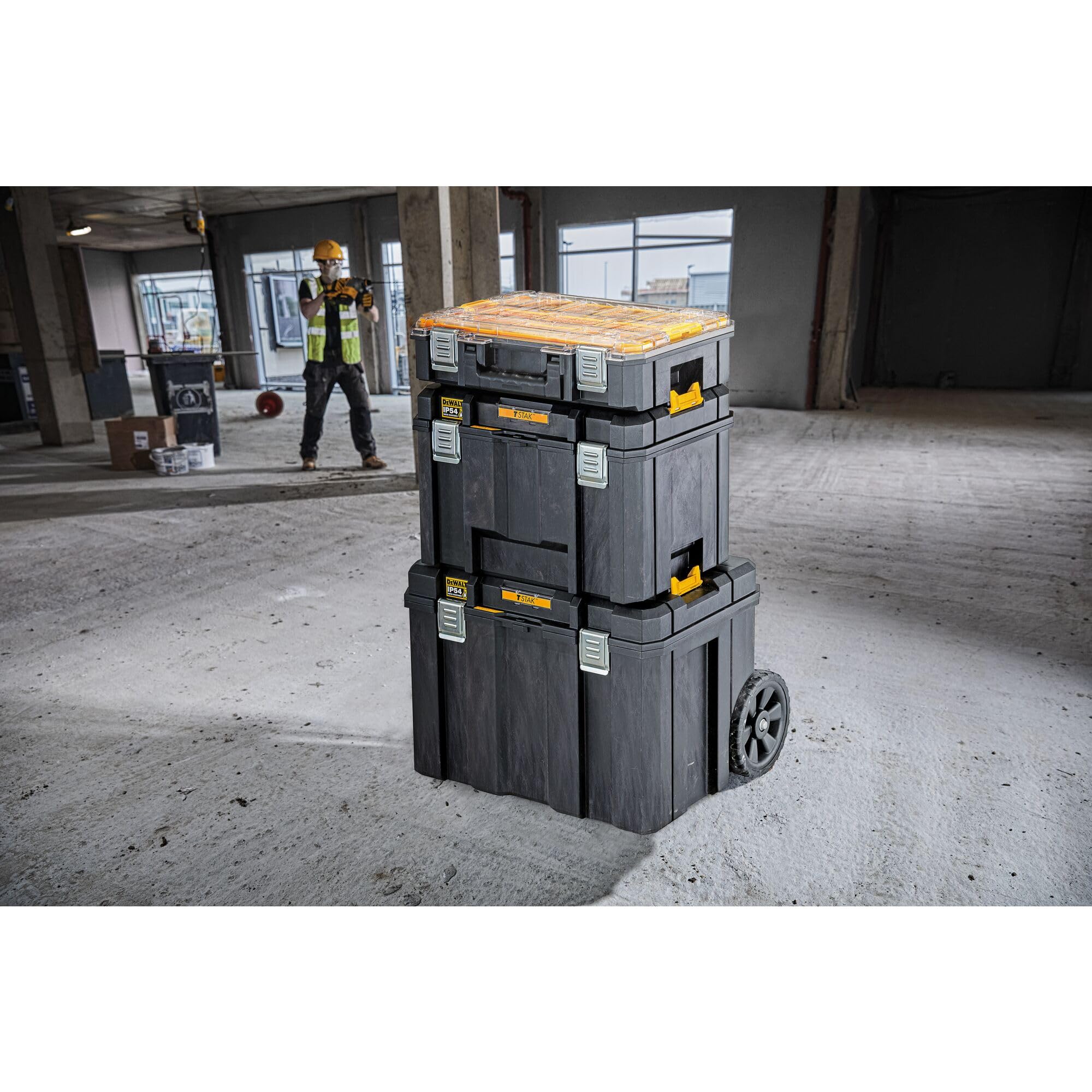 dewalt-tstak-ip54-caja-m-vil-con-ruedas-y-asa-telesc-pica-dwst83347-1 image 6