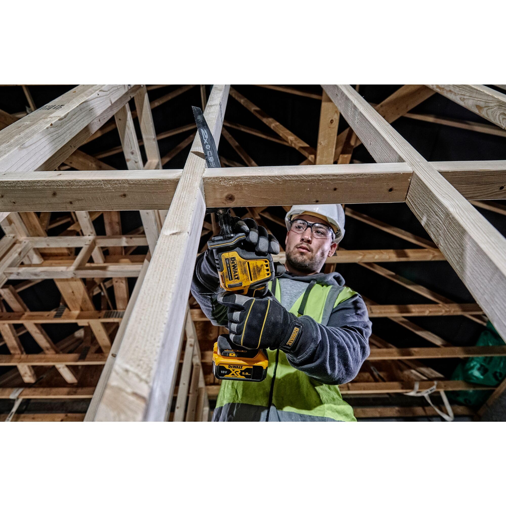 dewalt-dcs369nt-xj-mini-sierra-sable-xr-18v-sin-escobillas-caja-tstak-sin-bater- image 5