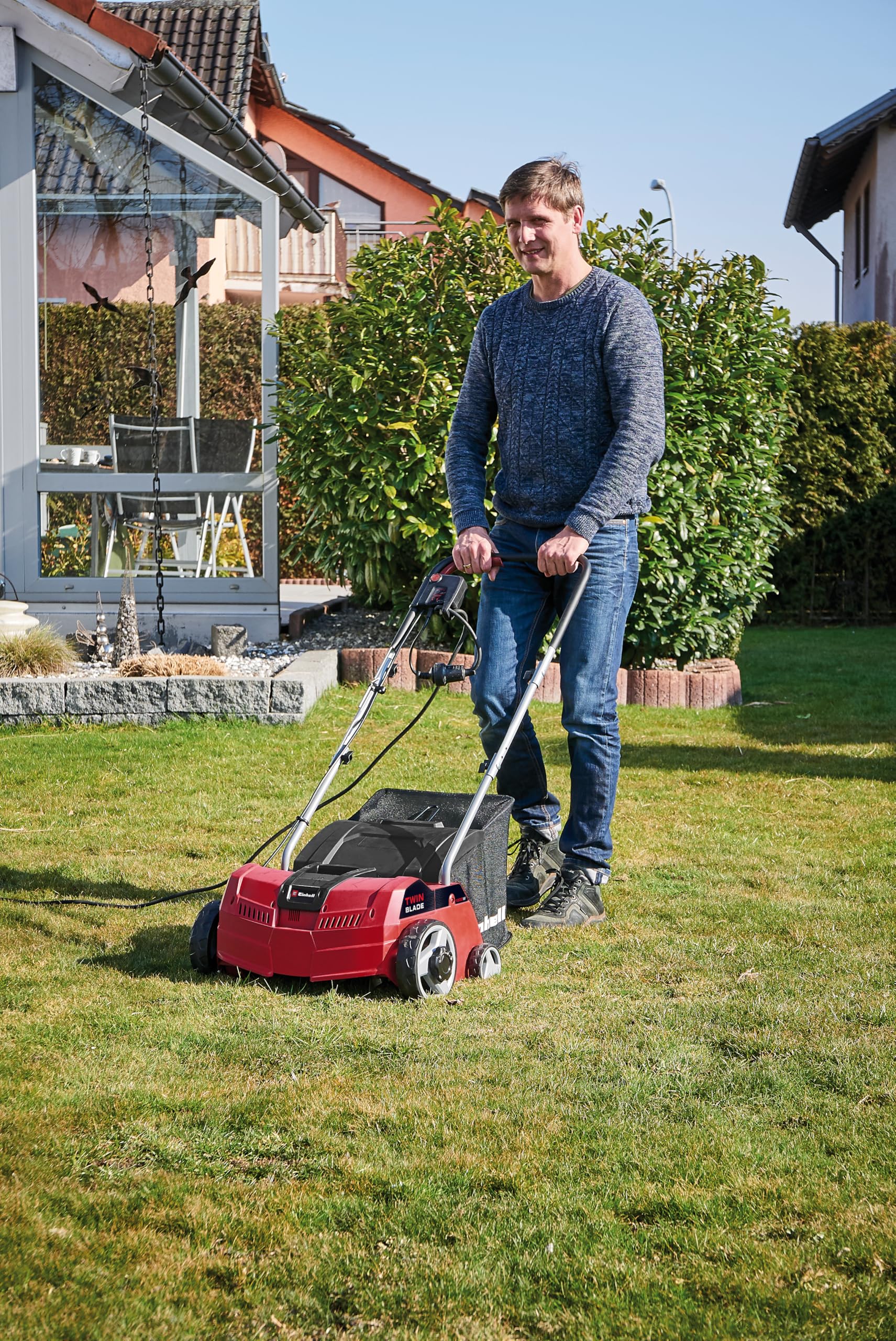 einhell-gc-sa-1231-1-escarificador-aireador-el-ctrico-1200w-300m-bolsa-28l-profu image 2
